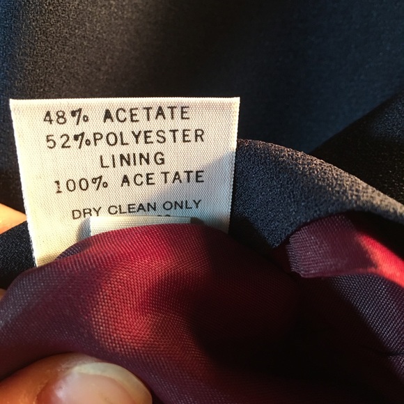 Short Skirt - Picture 5 of 7